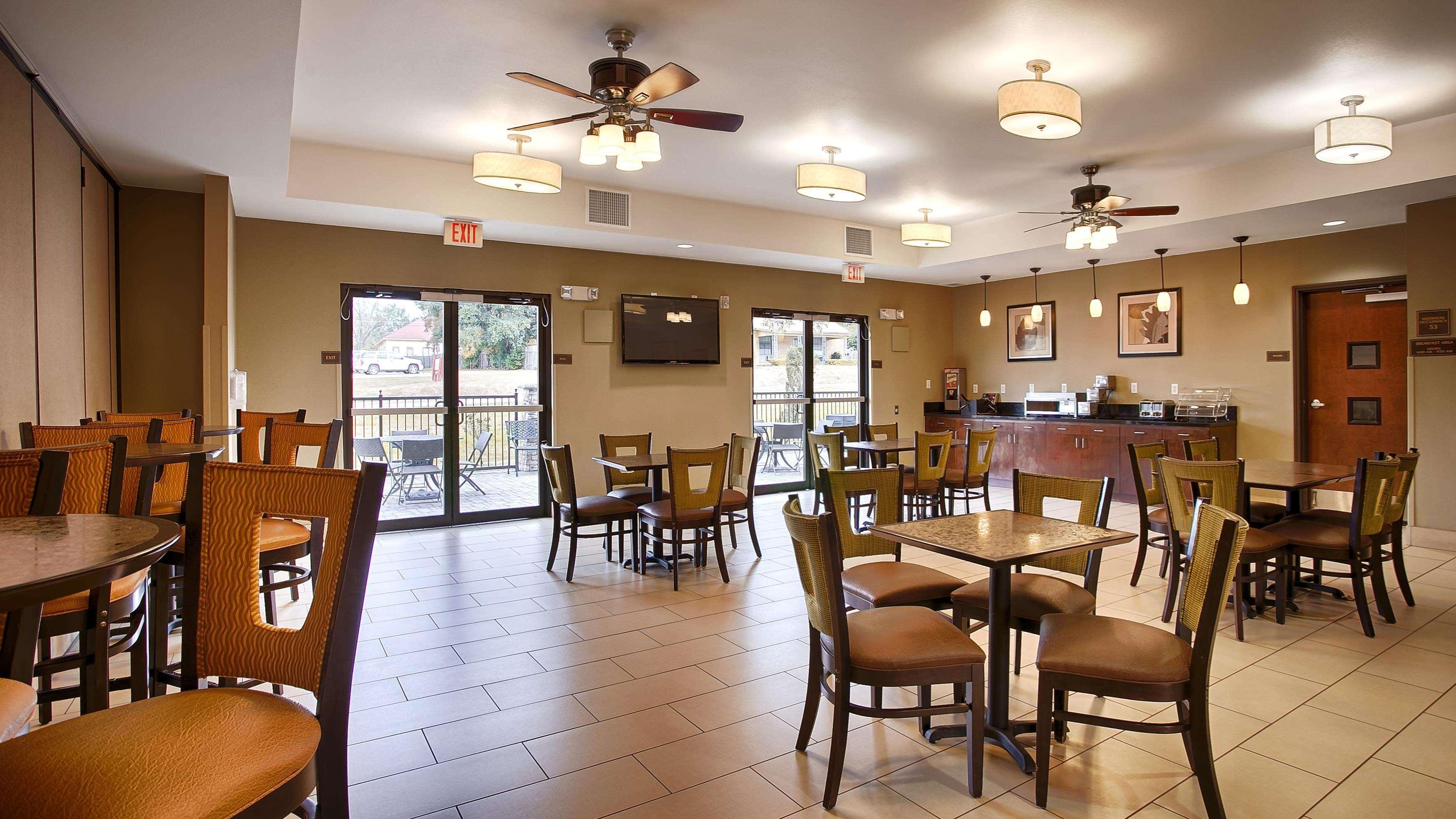 Best Western Plus Desoto Inn & Suites Mansfield Exterior foto
