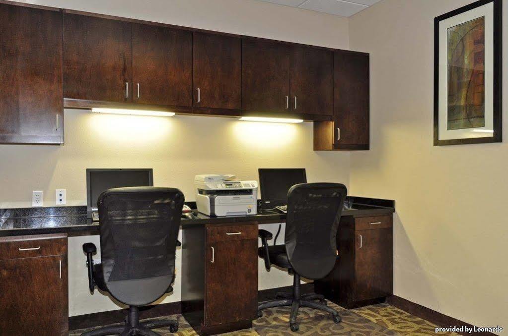 Best Western Plus Desoto Inn & Suites Mansfield Facilități foto