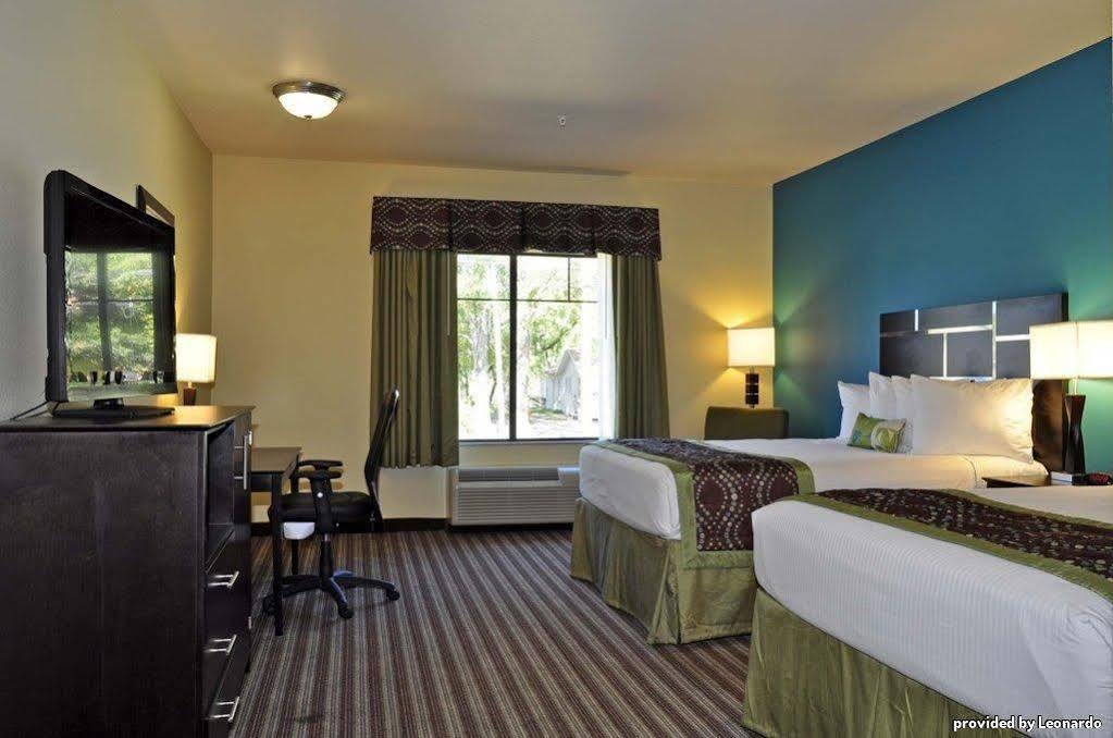 Best Western Plus Desoto Inn & Suites Mansfield Cameră foto
